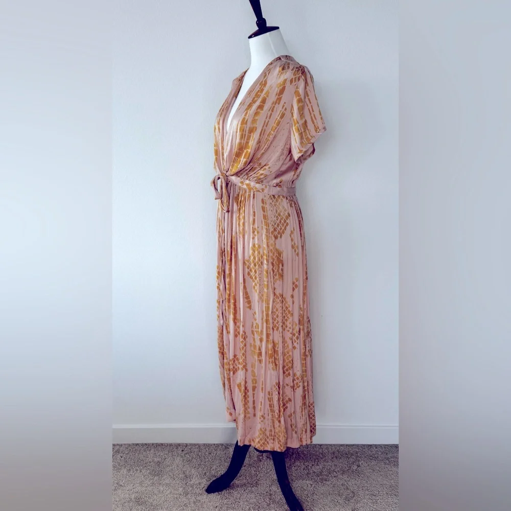 Free People Midi Robe - Picture 2 of 6